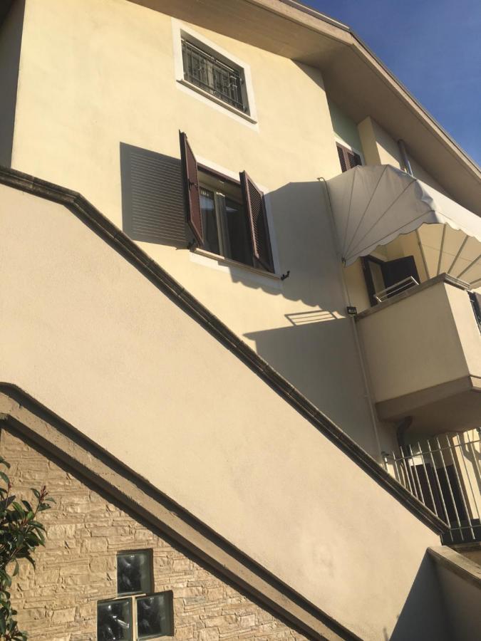 Piccolo Borgo Apartment ลุคคา ภายนอก รูปภาพ